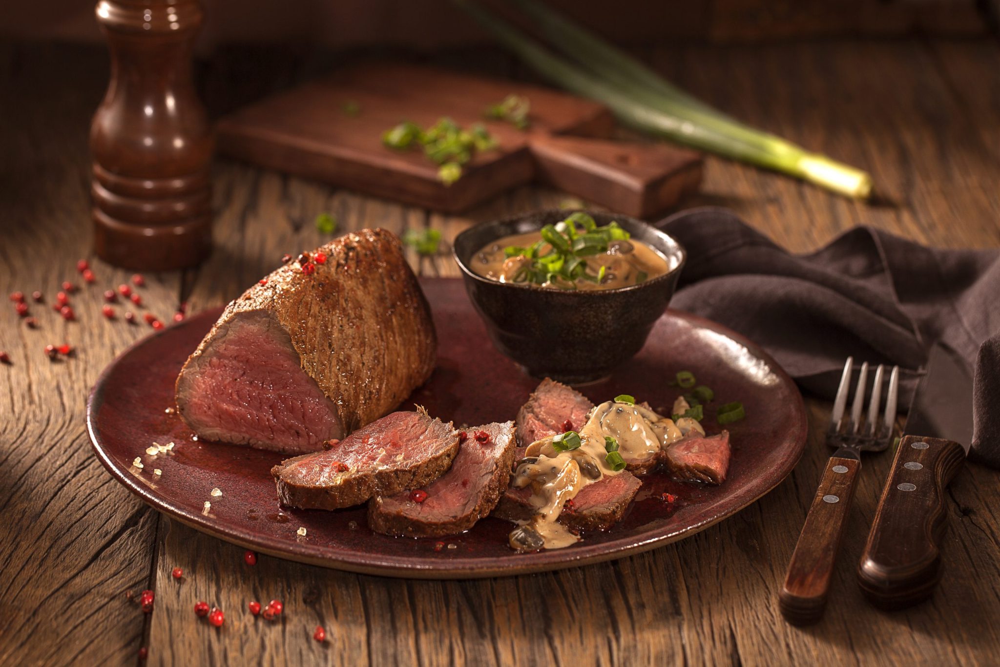 Como fazer bombom de alcatra ao molho de shimeji com creme de leite