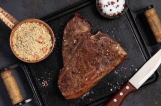 Grilled t-bone with spicy farofa