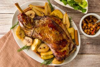 Paleta al horno con salsa romesco 